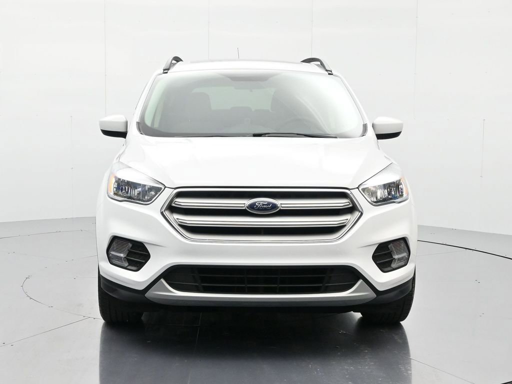 Used 2018 Ford Escape SE image 2