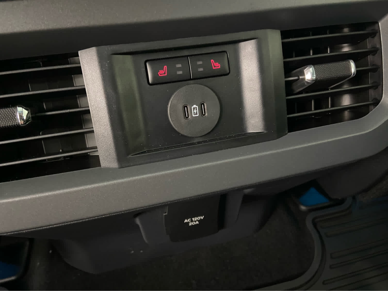 New 2026 Ford F350 Lariat w/ Black Appearance Package image 20