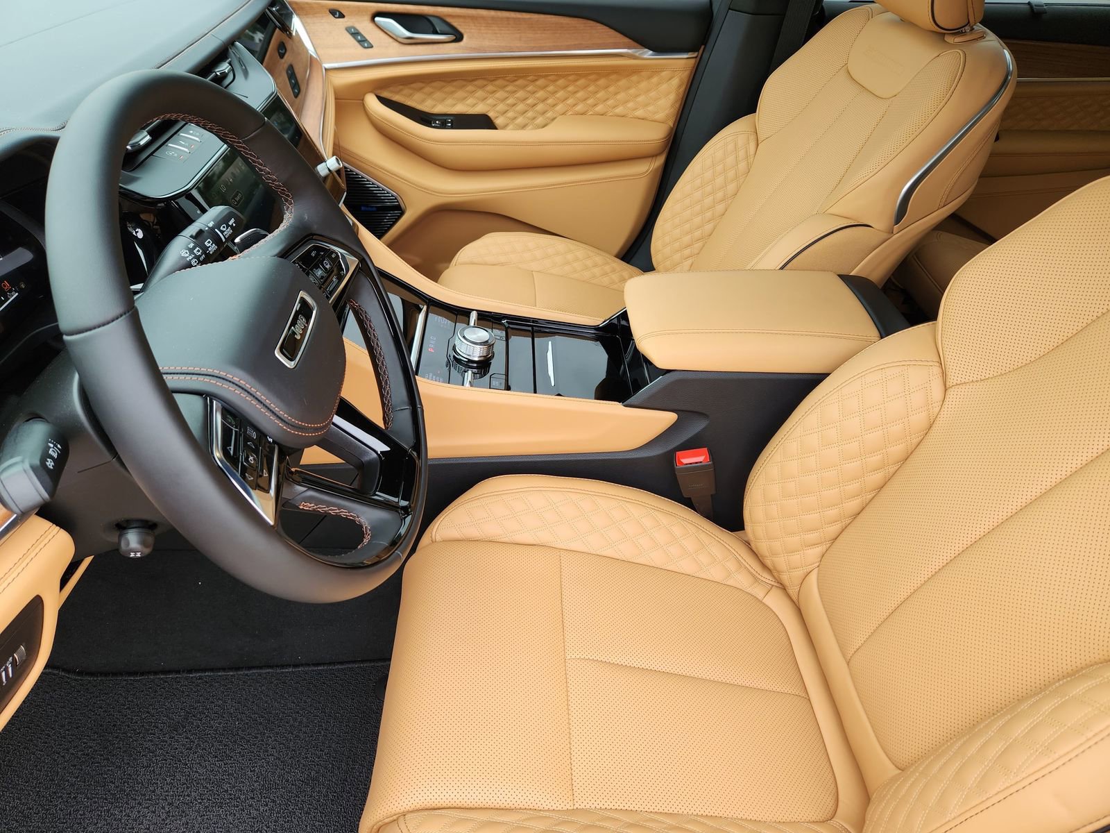 New 2026 Jeep Grand Cherokee L Summit AWD/4WD image 22