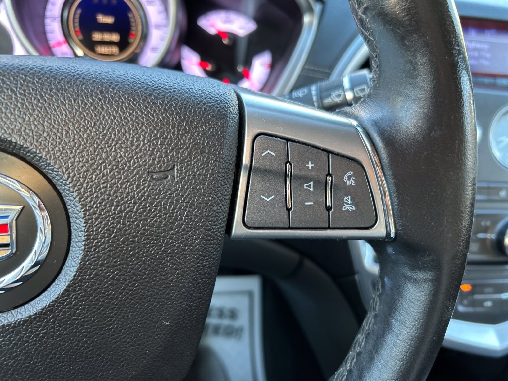 Used 2011 Cadillac SRX Luxury FWD image 23