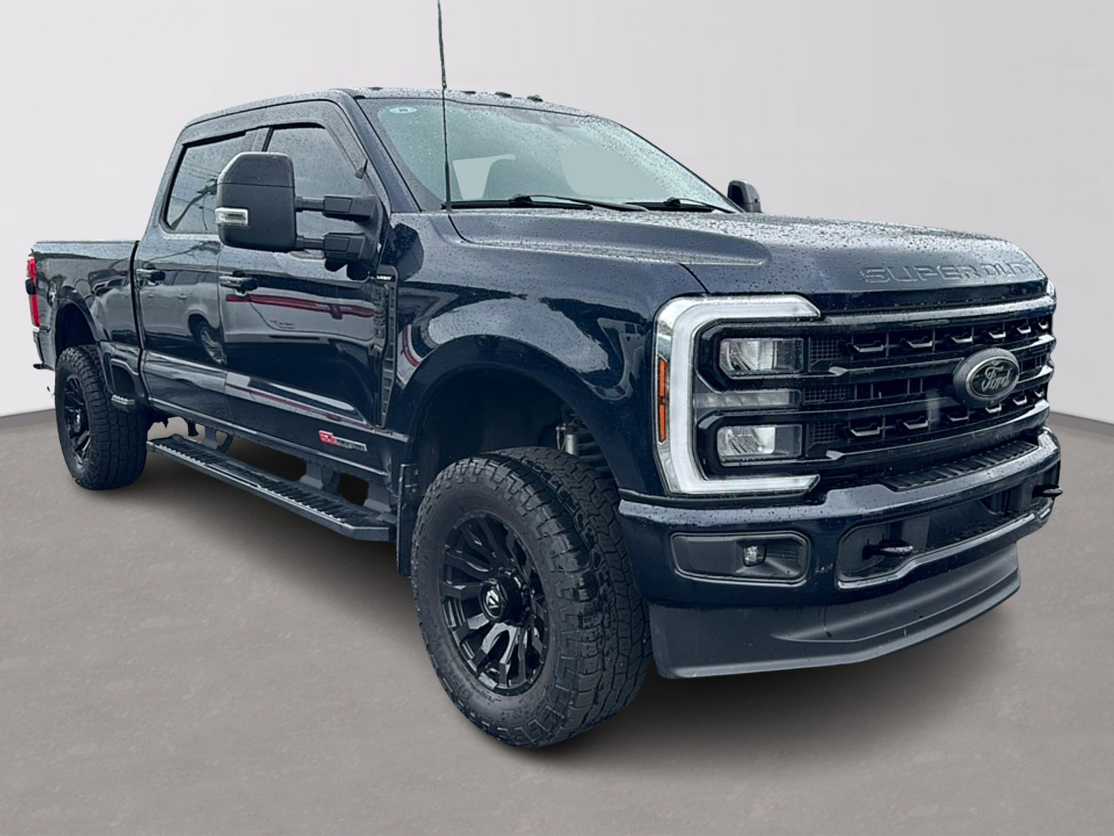 Used 2024 Ford F350 Lariat w/ Black Appearance Package AWD/4WD image 2