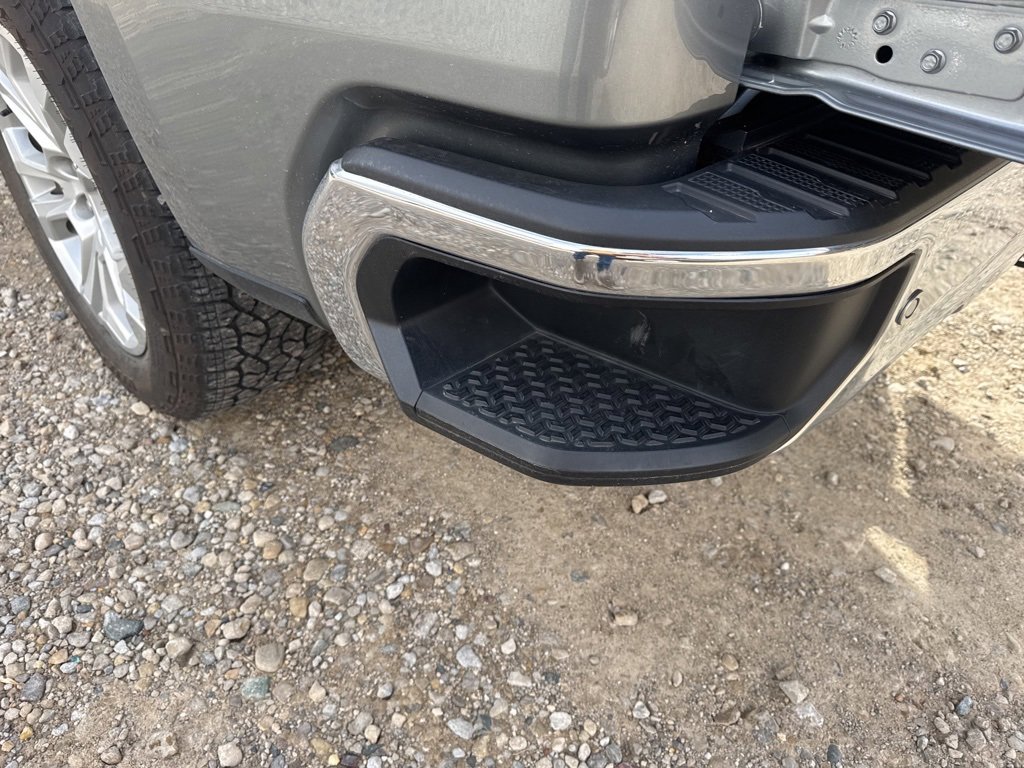 Used 2023 Chevrolet Silverado 1500 LTZ w/ LTZ Premium Package image 38