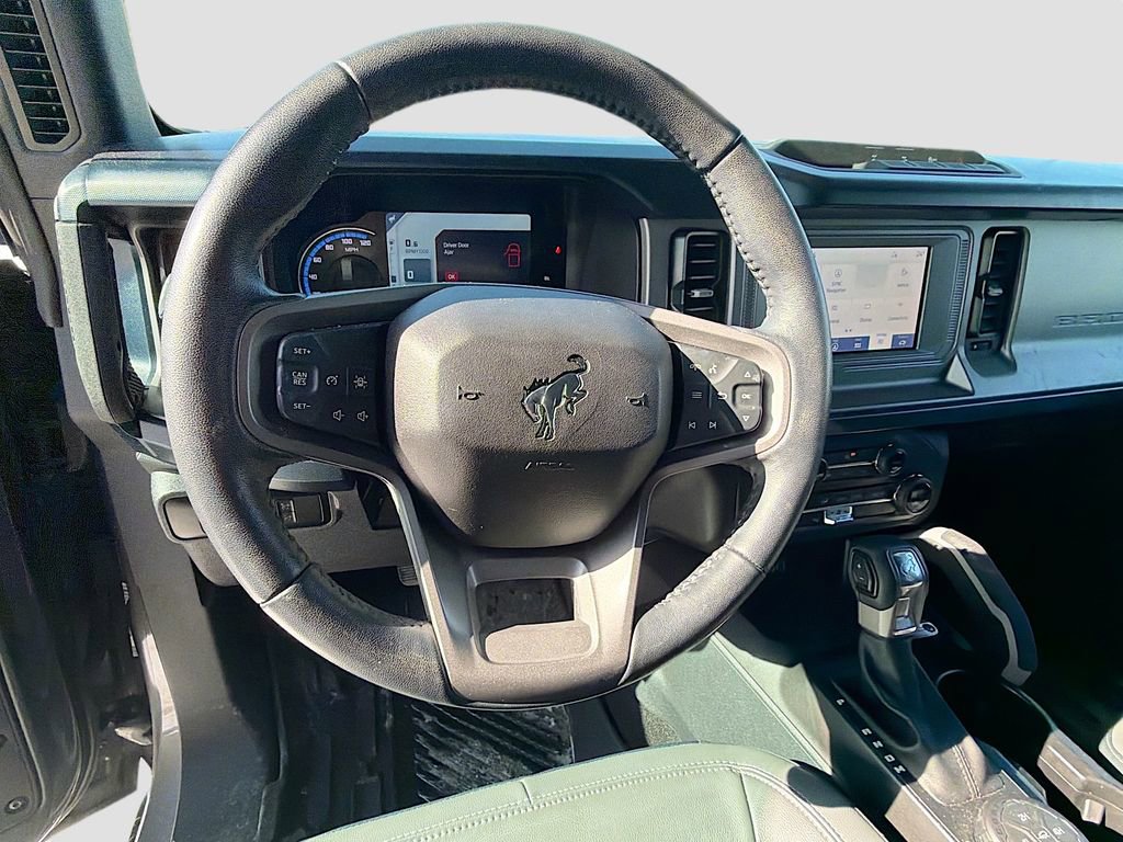 Used 2023 Ford Bronco Outer Banks image 11