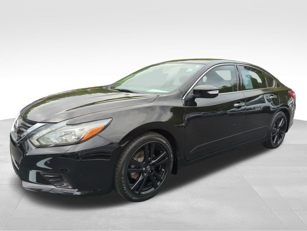 Used 2017 Nissan Altima 3.5 SL w/ 3.5SL Technology Package