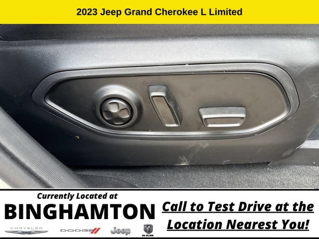 Used 2023 Jeep Grand Cherokee L Limited w/ Black Appearance Package AWD/4WD image 25