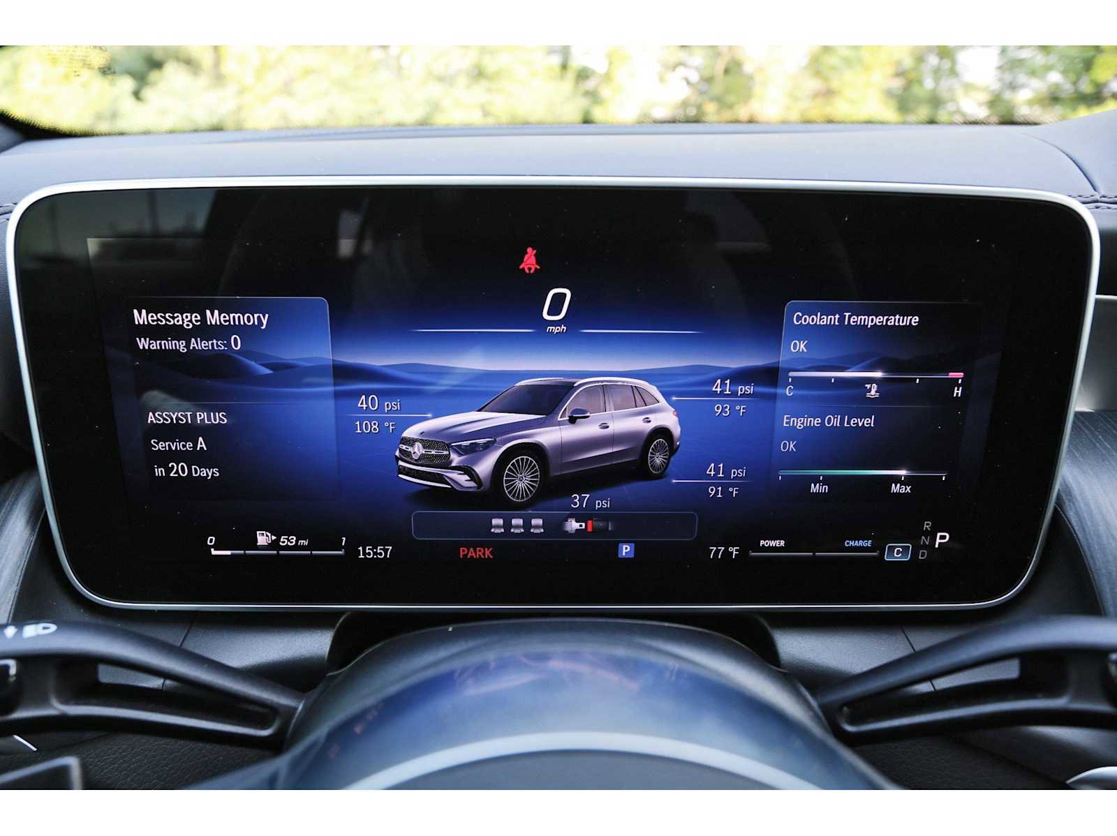 Used 2025 Mercedes-Benz GLC 300 image 14