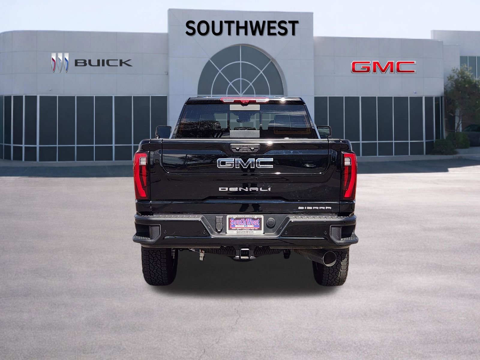 Certified 2025 GMC Sierra 2500 Denali Ultimate image 8