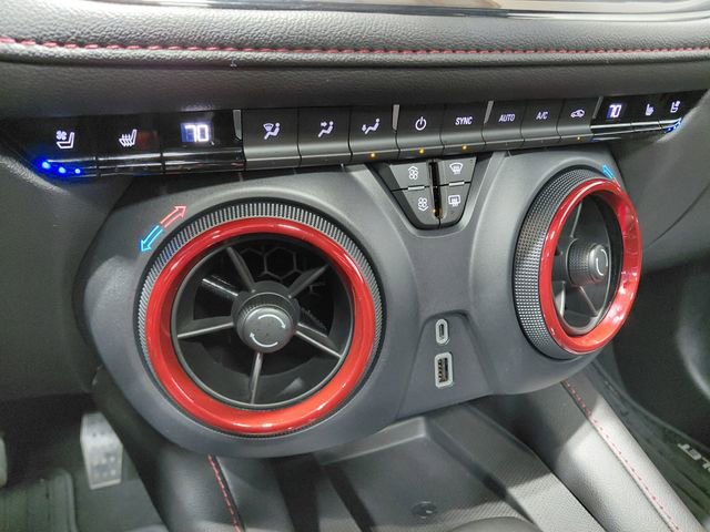 Used 2025 Chevrolet Blazer RS w/ Enhanced Convenience Package image 35