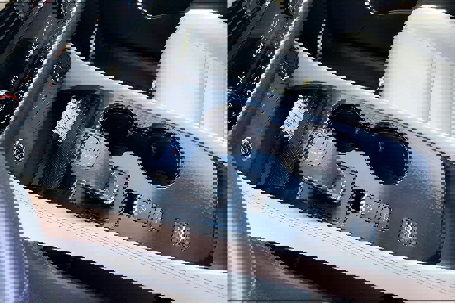 Used 2023 Nissan Rogue SL FWD image 16