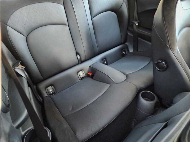 Used 2022 MINI Cooper SE image 28
