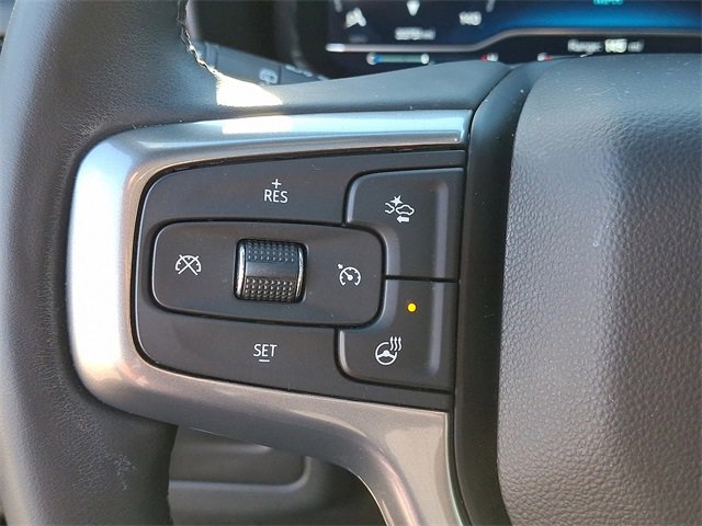 Used 2024 Chevrolet Suburban Z71 w/ Luxury Package image 17