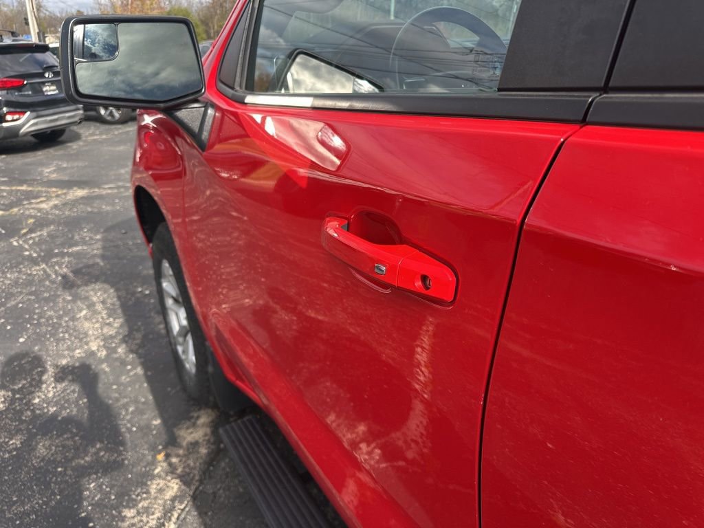 Used 2022 Chevrolet Silverado 1500 RST image 11