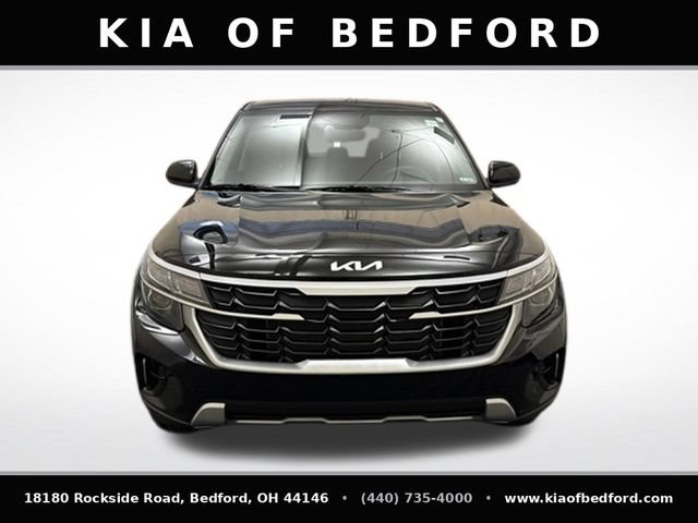 Certified 2026 Kia Seltos LX FWD image 2