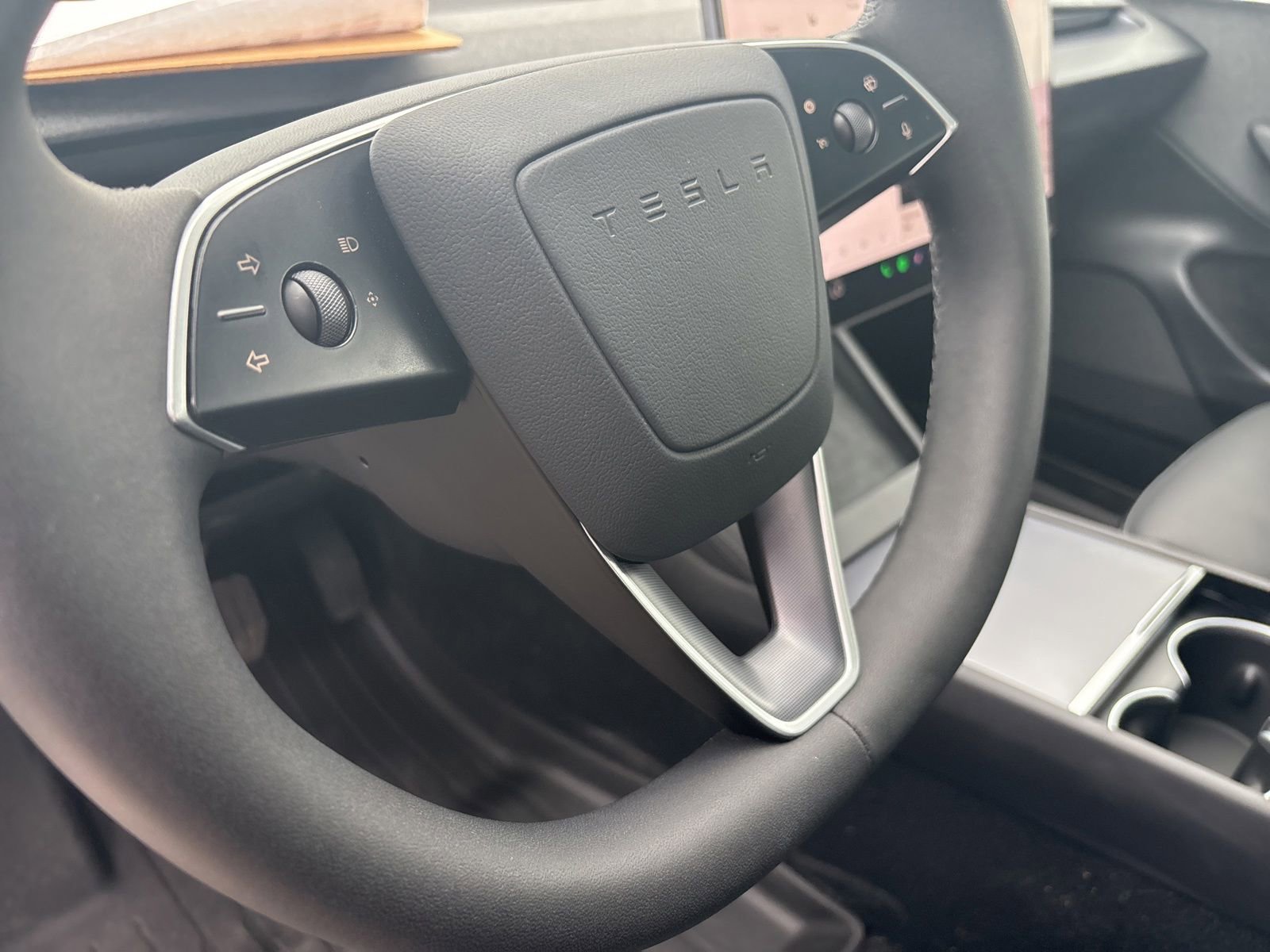 Used 2025 Tesla Model 3 Long Range RWD image 16