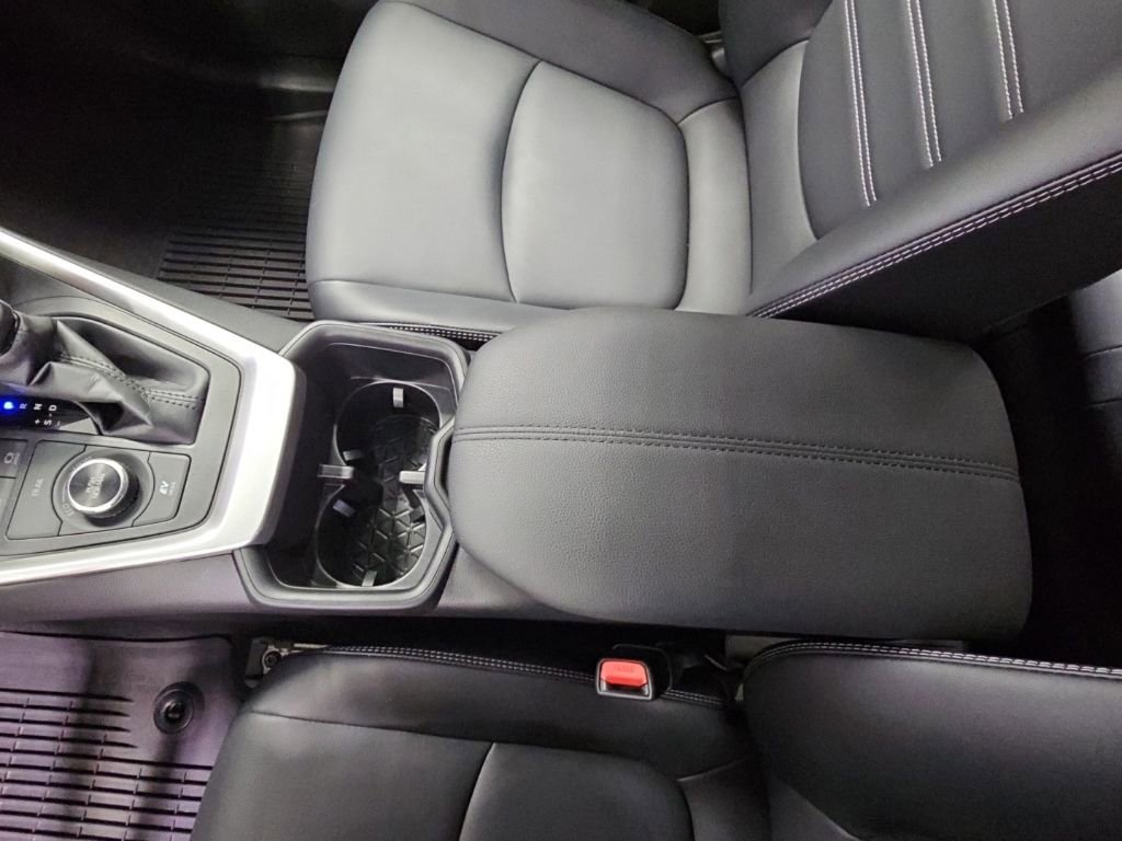 Used 2025 Toyota RAV4 XLE Premium AWD/4WD image 22