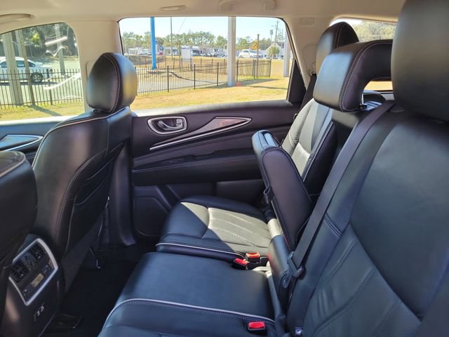 Used 2019 INFINITI QX60 Luxe w/ Essential Package image 29
