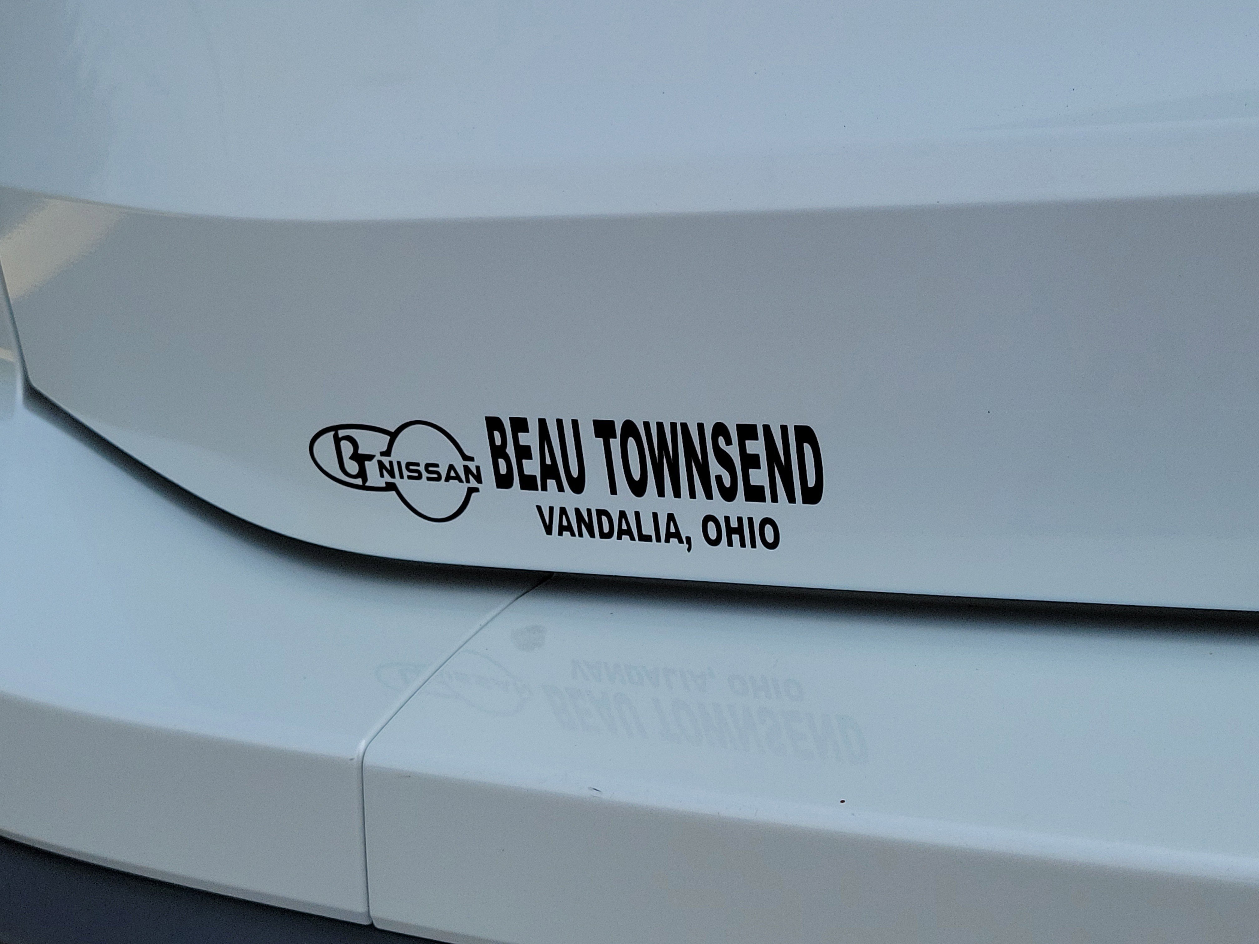 Certified 2025 Nissan Rogue SV AWD/4WD image 6