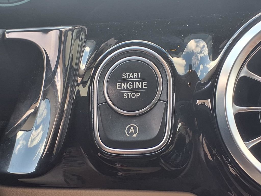 Used 2021 Mercedes-Benz GLA 250 image 8