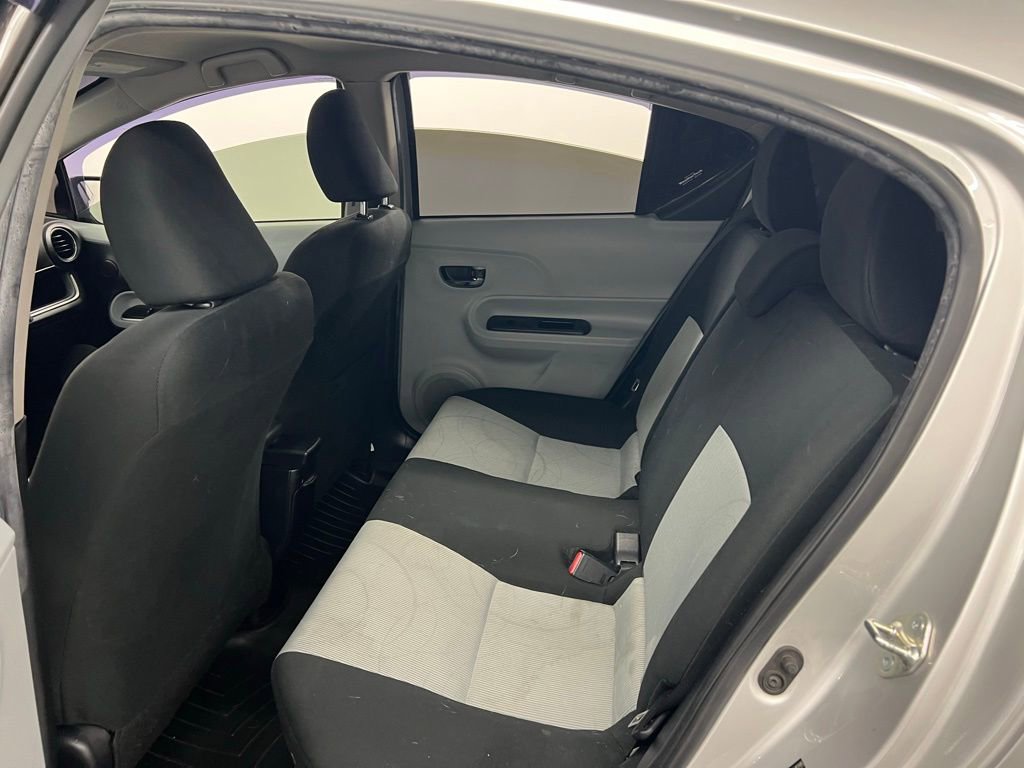 Used 2014 Toyota Prius C Three image 7