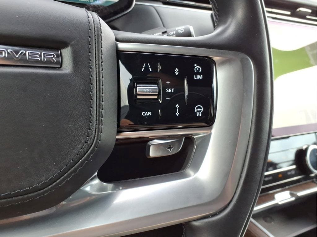 Used 2023 Land Rover Range Rover SE AWD/4WD image 26