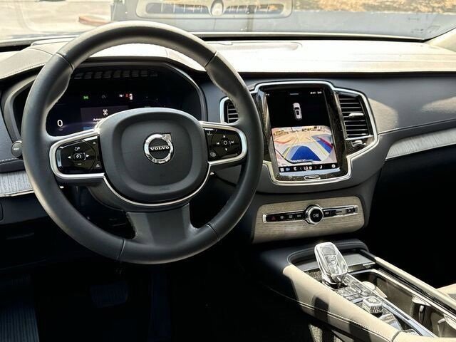 New 2024 Volvo XC90 T8 Ultimate w/ Protection Package Premier image 6