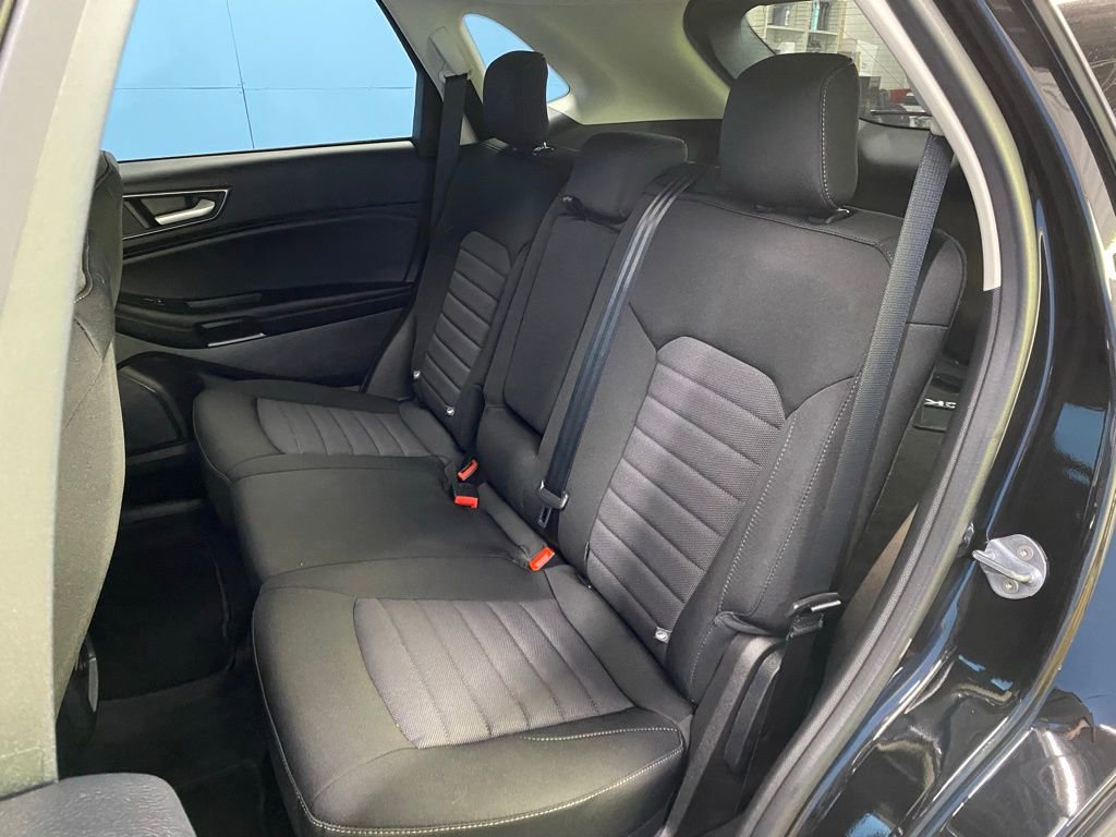 Used 2024 Ford Edge SE image 18