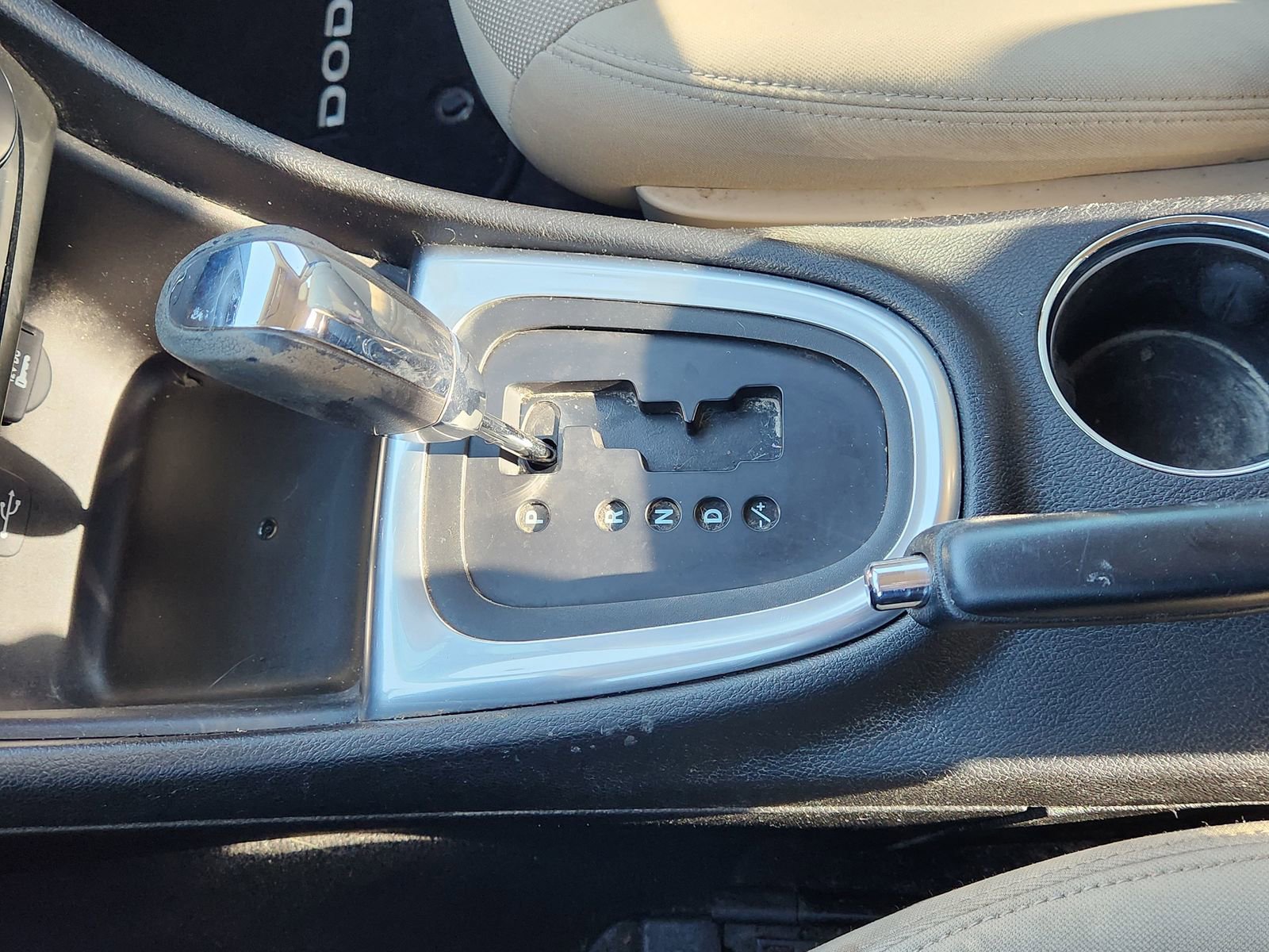 Used 2014 Dodge Avenger SE w/ Rallye Appearance Group image 23