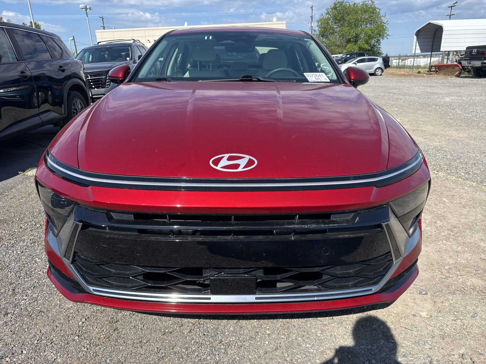 Used 2025 Hyundai Sonata SEL FWD image 2