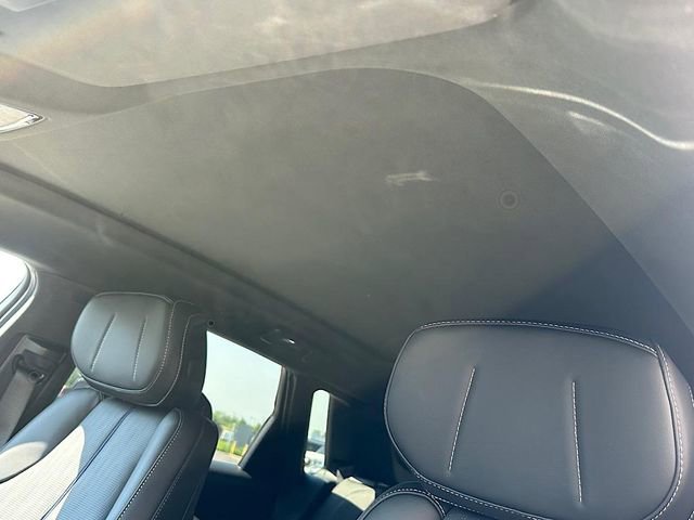 New 2025 Cadillac Lyriq Luxury image 8