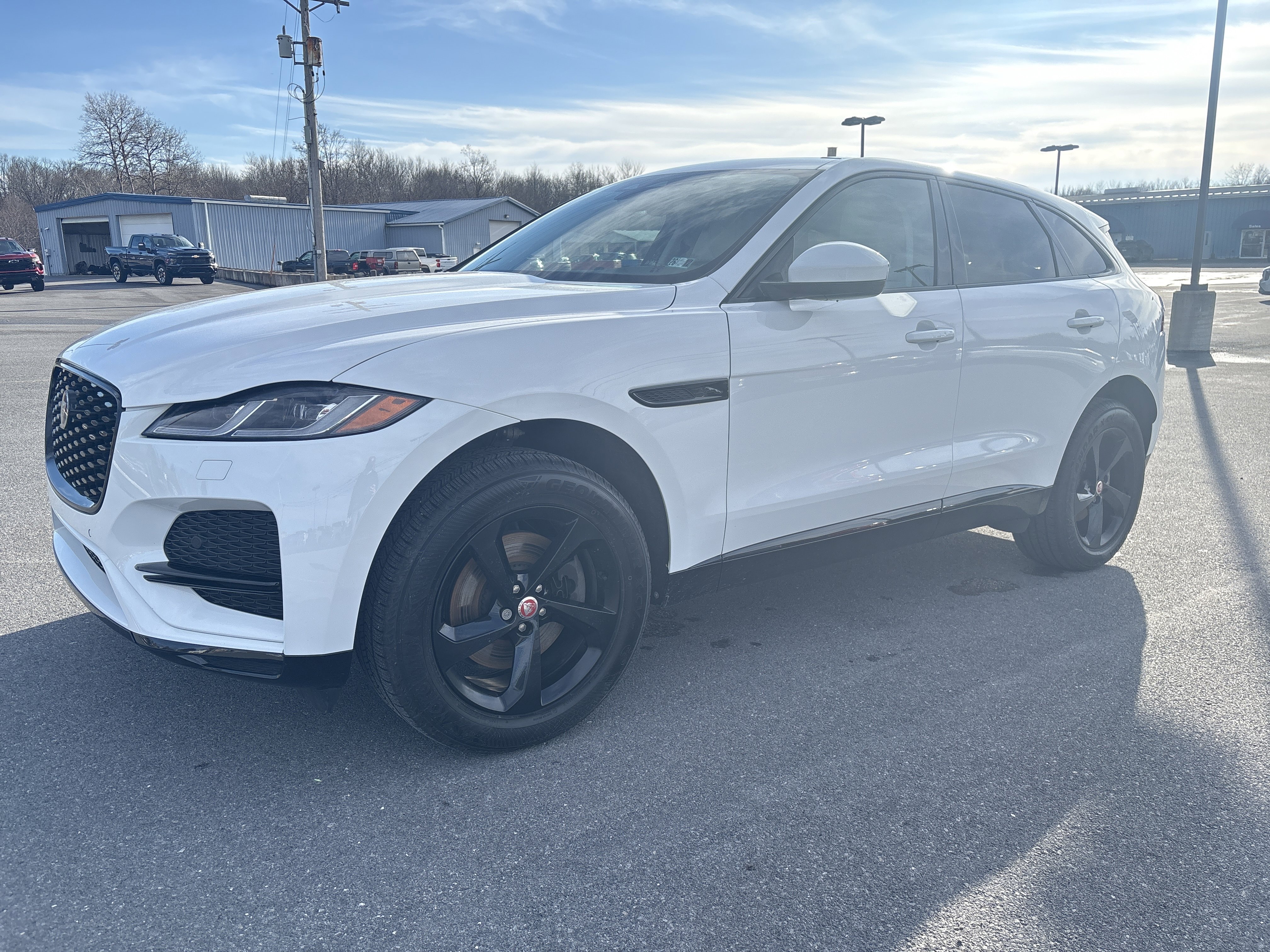 Used 2022 Jaguar F-PACE S image 8