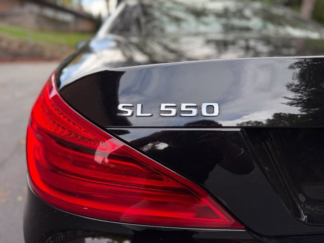 Used 2017 Mercedes-Benz SL 550 image 41