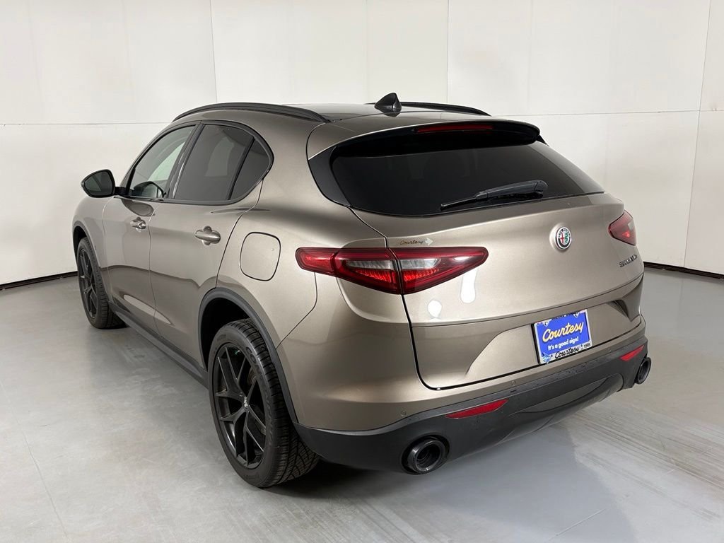 Used 2019 Alfa Romeo Stelvio w/ Nero Edizione RWD image 6