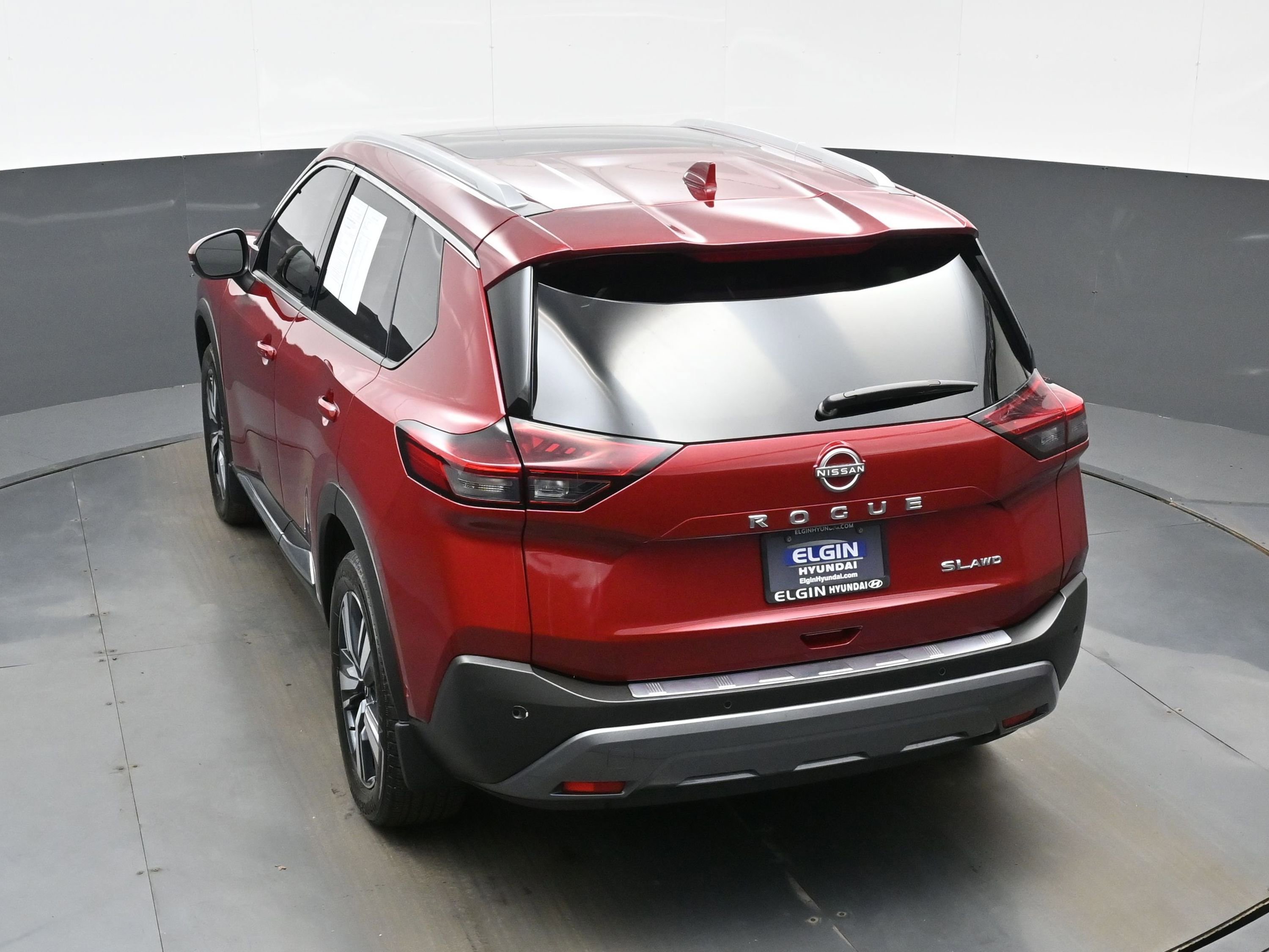 Used 2023 Nissan Rogue SL w/ SL Premium Package image 38