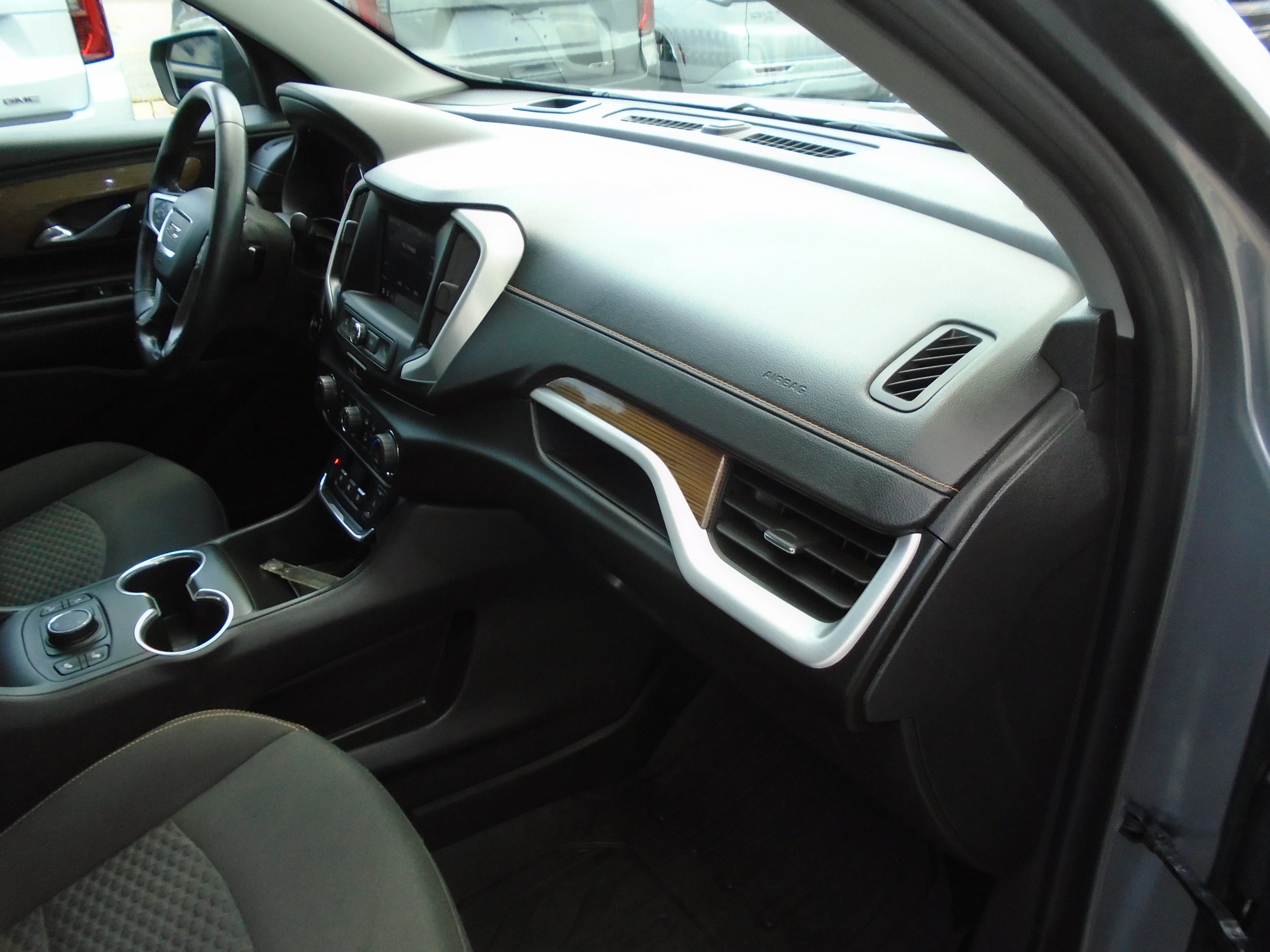 Used 2021 GMC Terrain SLE w/ Driver Convenience Package AWD/4WD image 27
