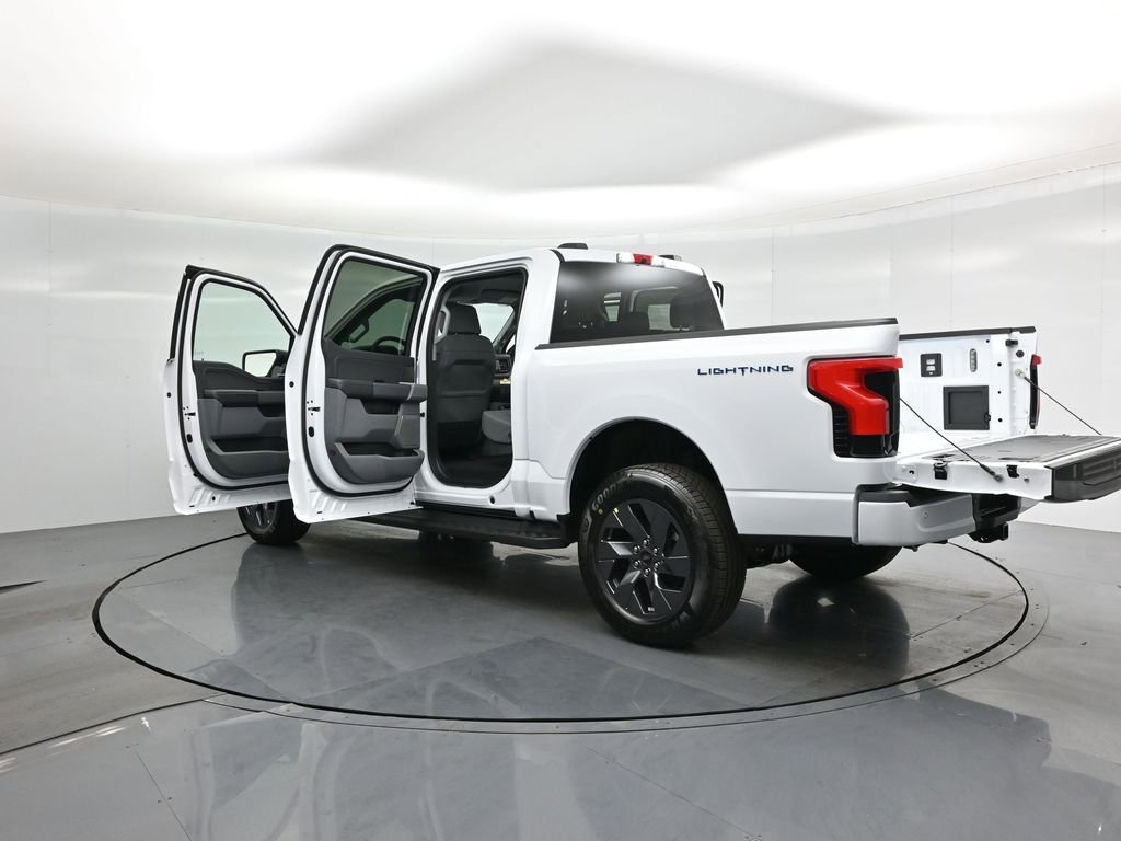 New 2025 Ford F150 Lightning Flash image 34