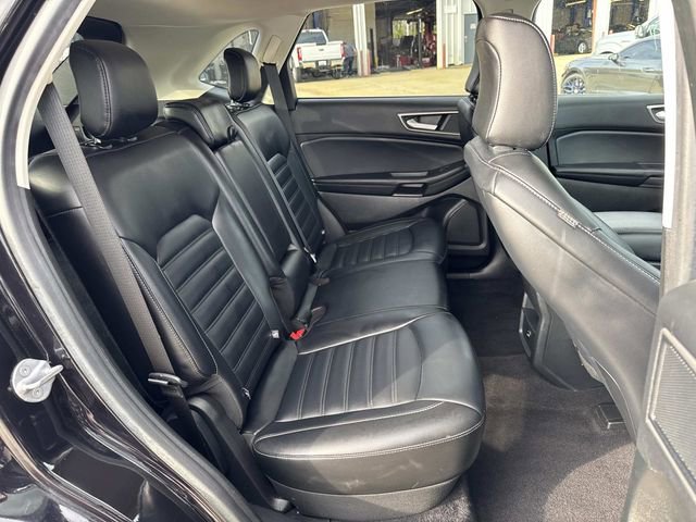 Used 2022 Ford Edge SEL image 13