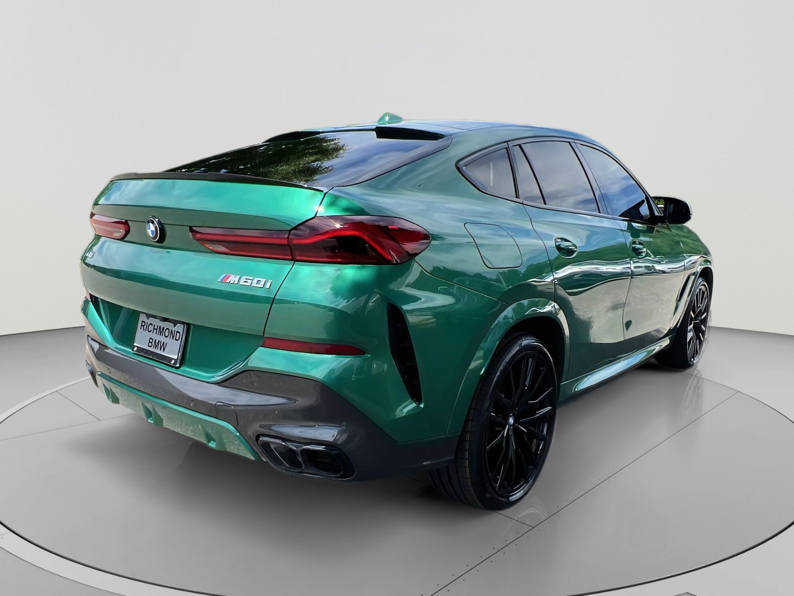 Used 2025 BMW X6 M60i AWD/4WD image 9