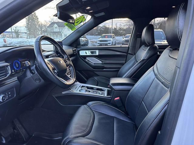 Used 2020 Ford Explorer ST w/ Premium Technology Package image 9