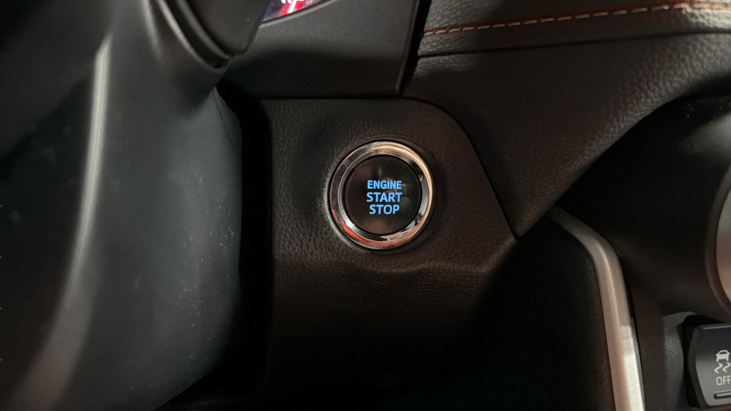 Used 2020 Toyota RAV4 Adventure w/ Convenience Package AWD/4WD image 25