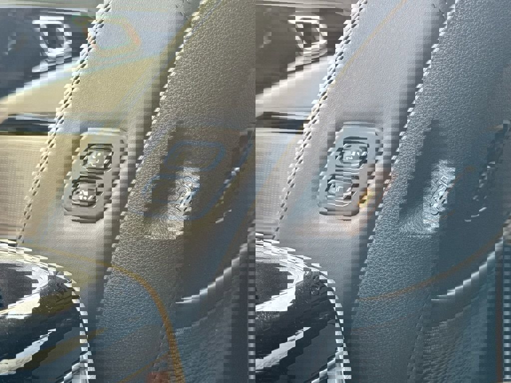 Used 2022 Kia Carnival SX image 21