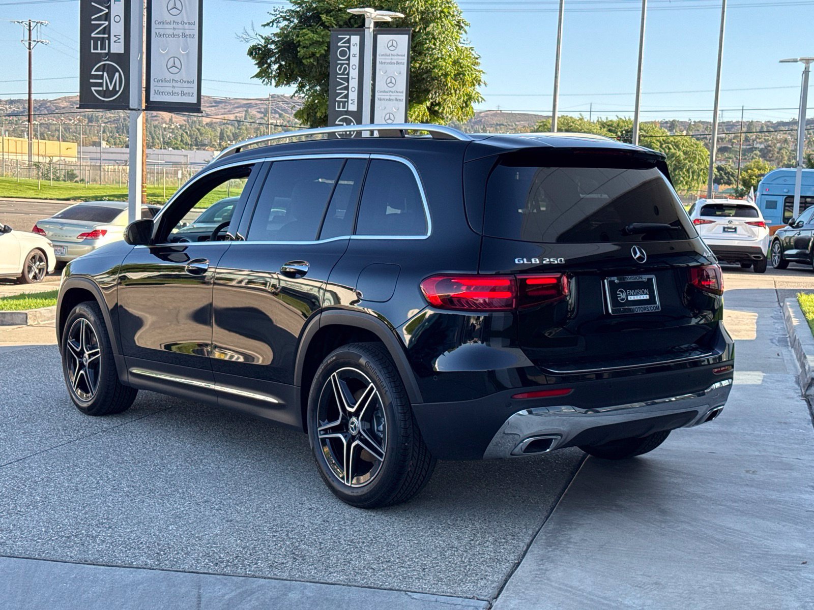 New 2026 Mercedes-Benz GLB 250 4MATIC image 8