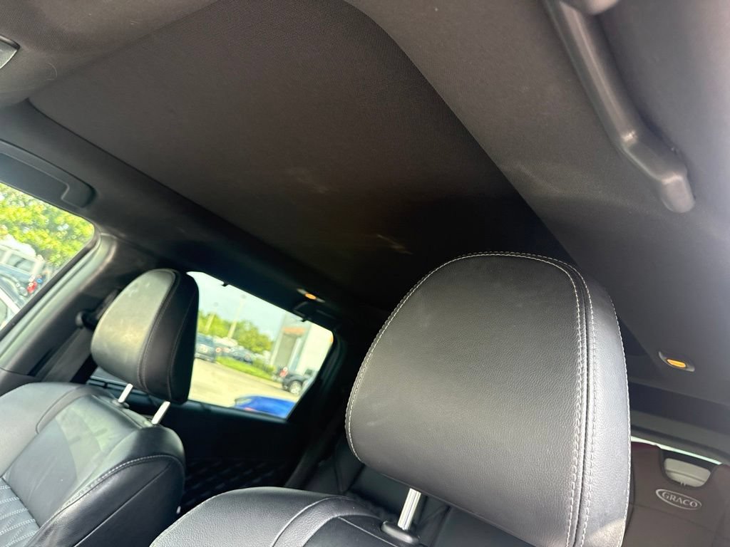 Used 2023 Mitsubishi Outlander SEL FWD image 14