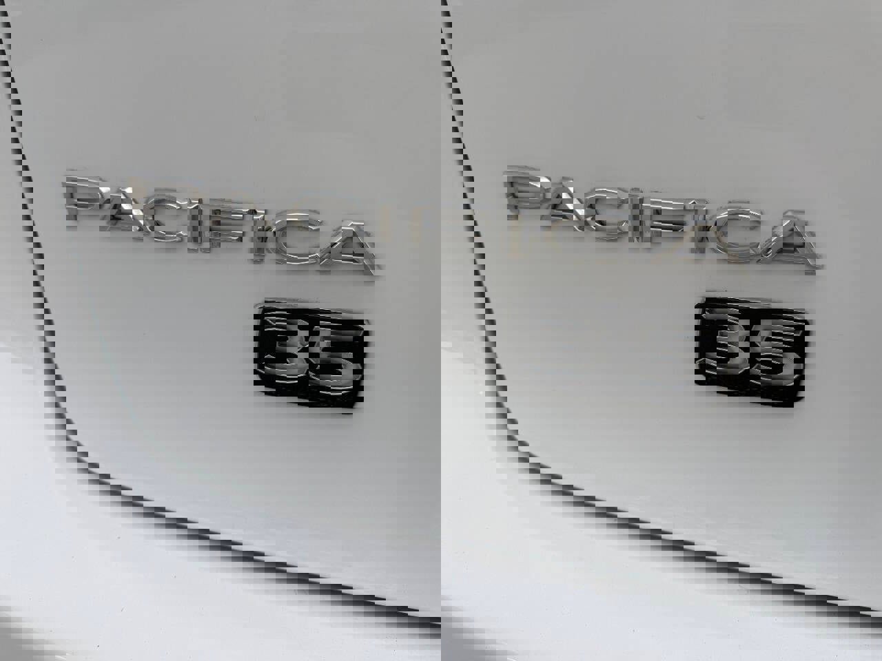 Used 2020 Chrysler Pacifica Touring-L image 10