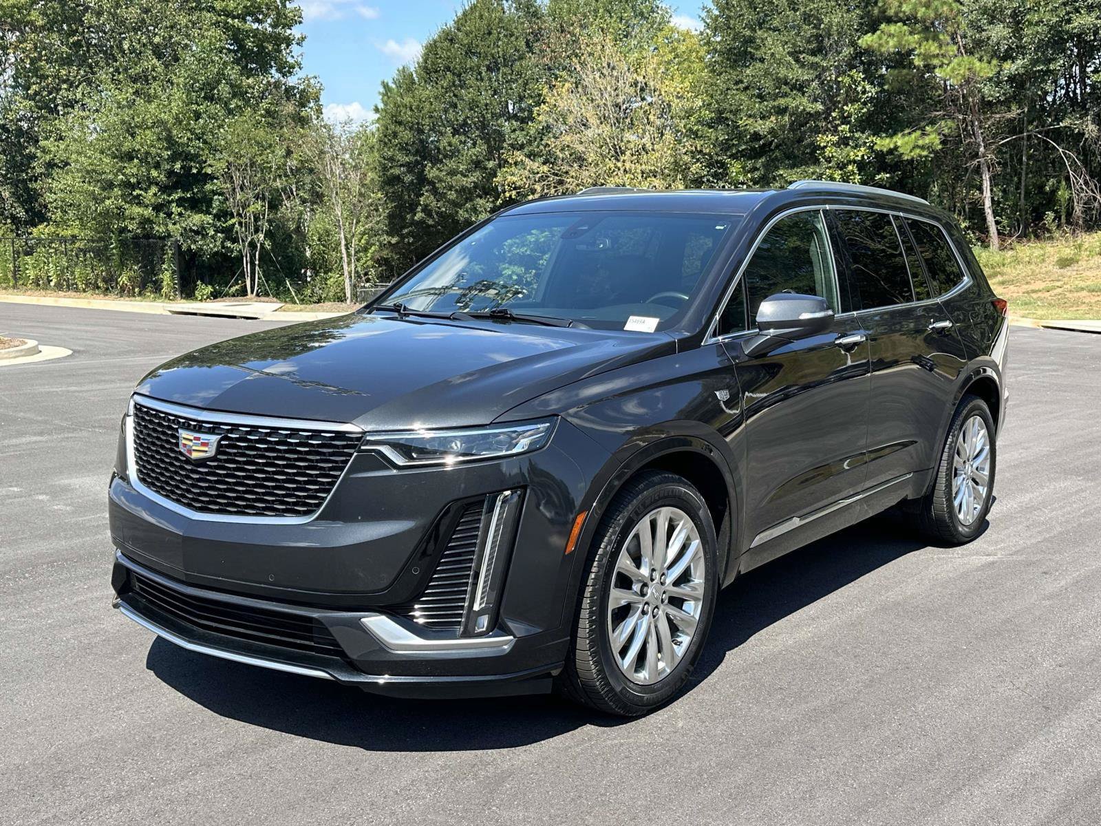 Used 2020 Cadillac XT6 Premium Luxury FWD image 3
