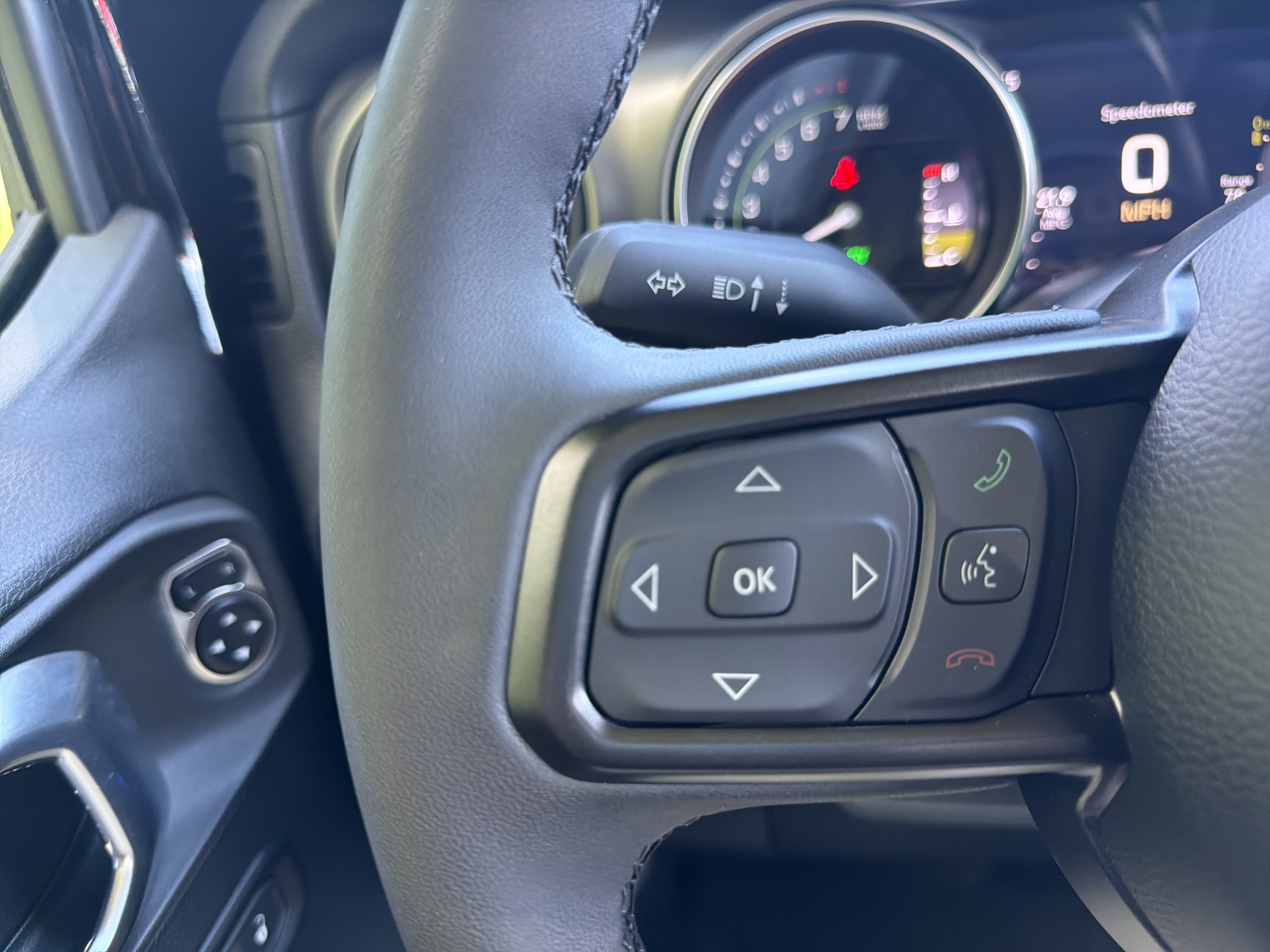 Used 2023 Jeep Wrangler Unlimited w/ Cold Weather Group AWD/4WD image 27