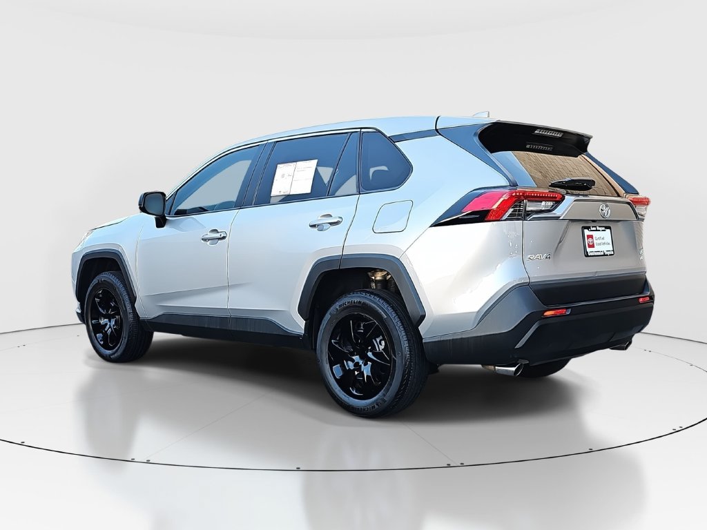Certified 2025 Toyota RAV4 LE AWD/4WD image 7