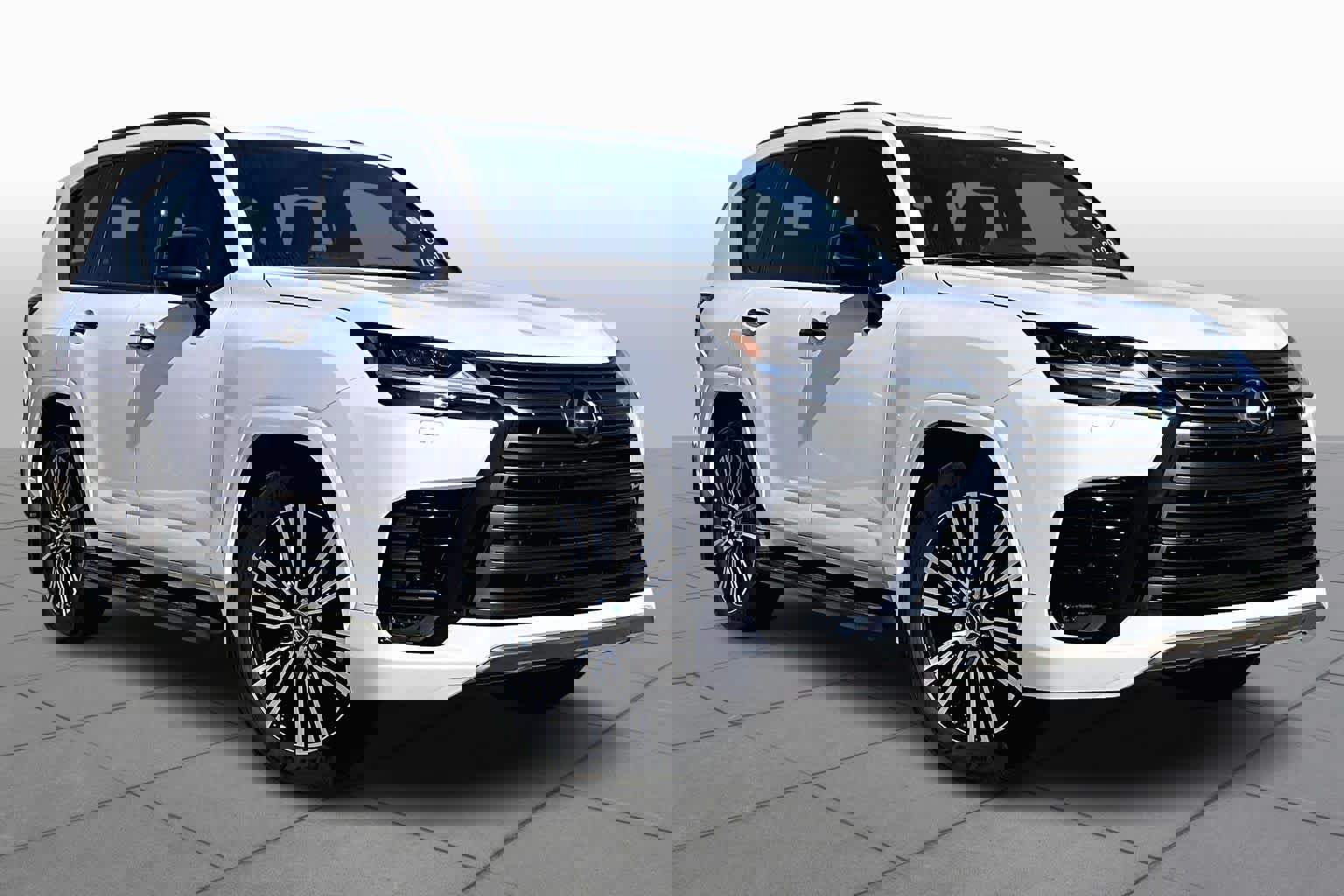 New 2026 Lexus LX 600 4WD w/ Luxury Package image 2