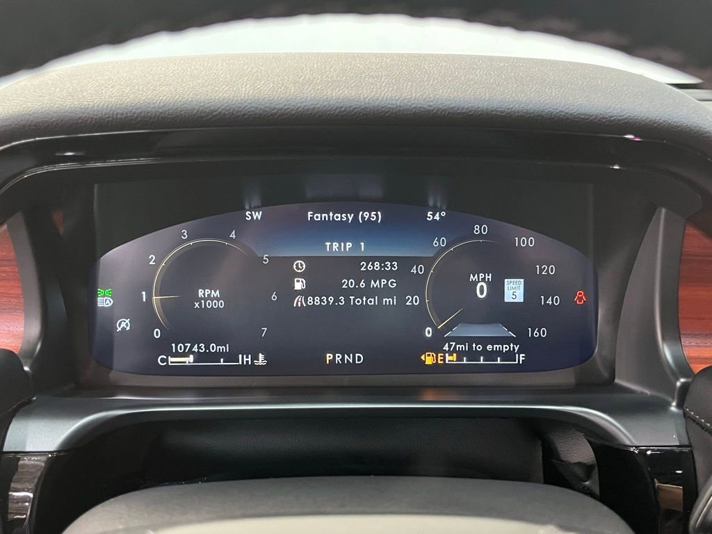 Used 2024 Lincoln Aviator Reserve w/ Equipment Group 201A image 22