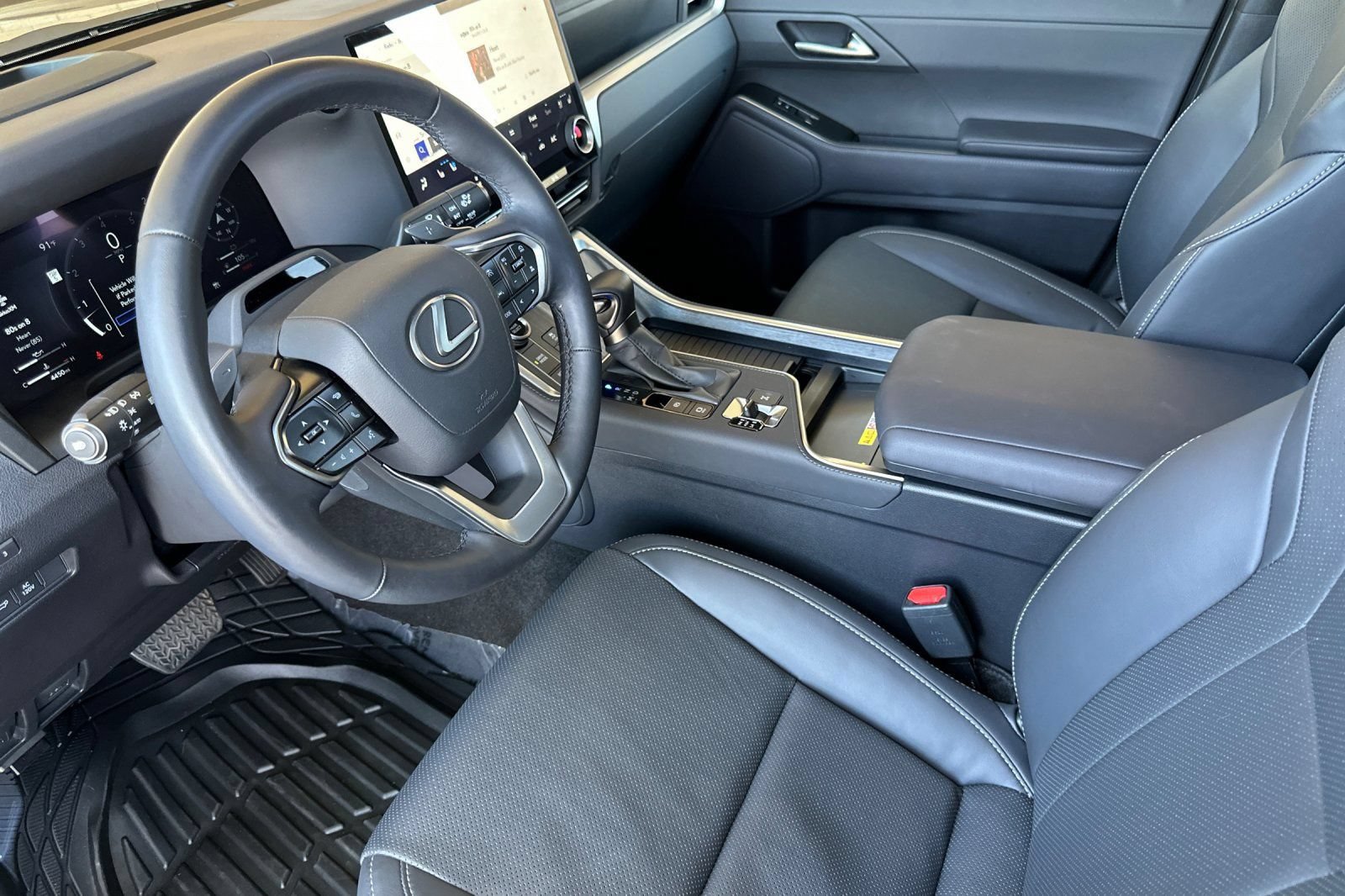 Used 2026 Lexus GX 550 w/ Accessory Package (31) AWD/4WD image 10