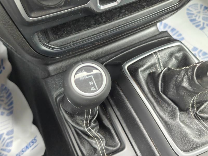 Used 2019 Jeep Wrangler Unlimited Sahara image 33